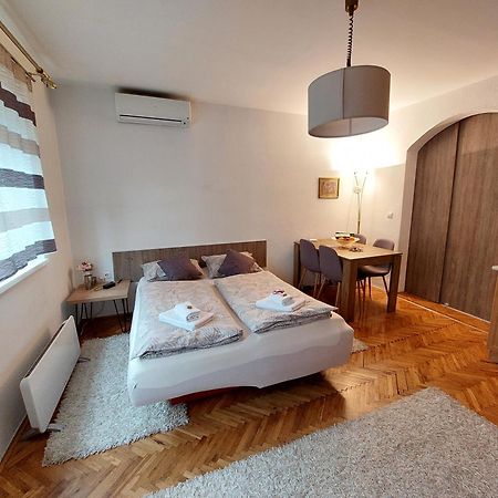Mb Deluxe Apartment Visoko Exterior foto